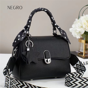 BOLSO ADRIANA PREMIUM  (REGALO PERFECTO)🎁